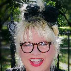 Victoria Jackson