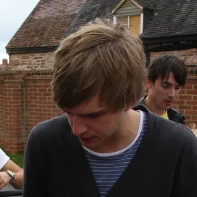 Iain Stirling